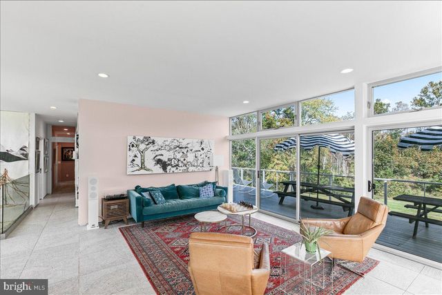 10222 VAN THOMPSON RD, Fairfax Station, VA 22039