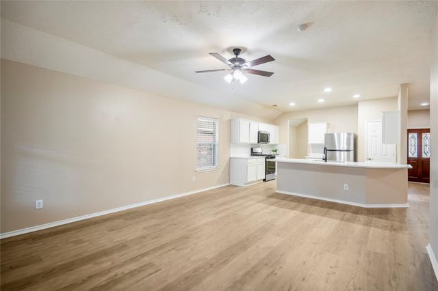 22 Garden Lodge Place, The Woodlands, TX 77382