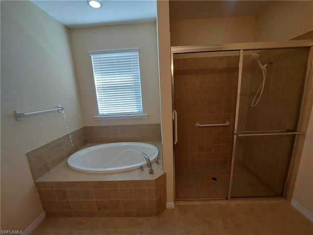 3333 Magnolia Landing LN, North Fort Myers, FL 33917