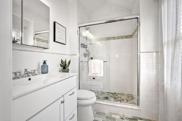 201 Main St 21, Woburn, MA 01801