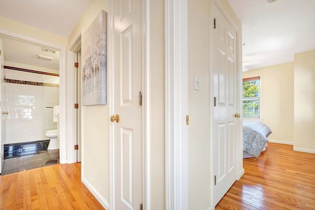 201 Main St 21, Woburn, MA 01801