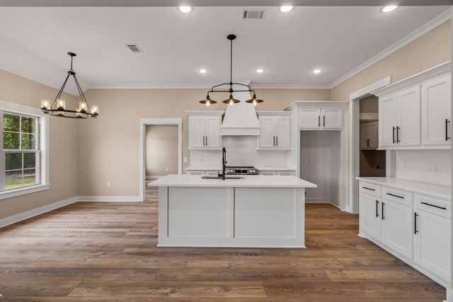 6 Millie Lott Rd., Sumrall, MS 39482