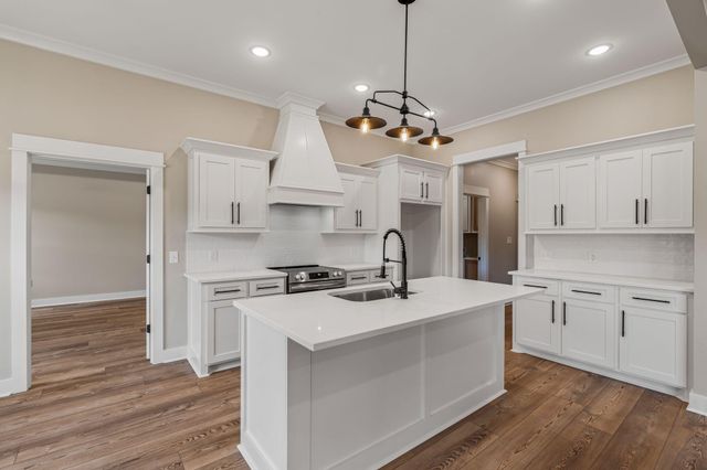 6 Millie Lott Rd., Sumrall, MS 39482