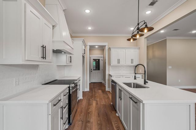 6 Millie Lott Rd., Sumrall, MS 39482