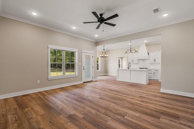 6 Millie Lott Rd., Sumrall, MS 39482