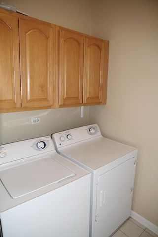 2226 Daybreak Drive 2226, Aurora, IL 60503