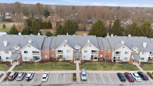 8112 Glenwillow Lane 104, Indianapolis, IN 46278