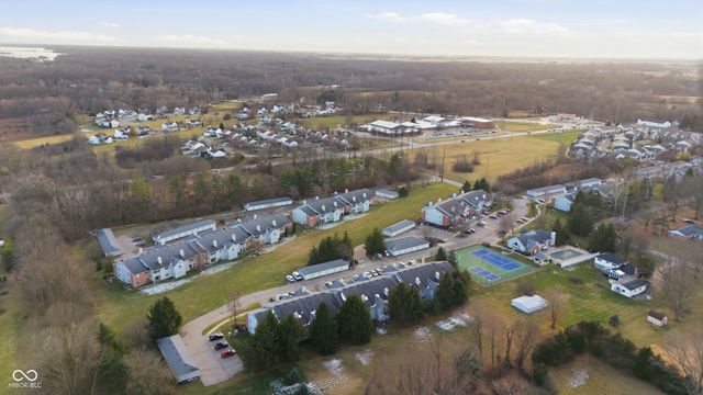 8112 Glenwillow Lane 104, Indianapolis, IN 46278