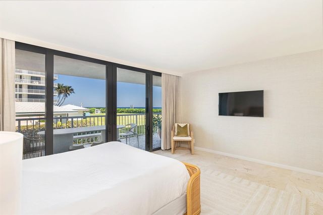 3170 S Ocean Boulevard 203 S, Palm Beach, FL 33480