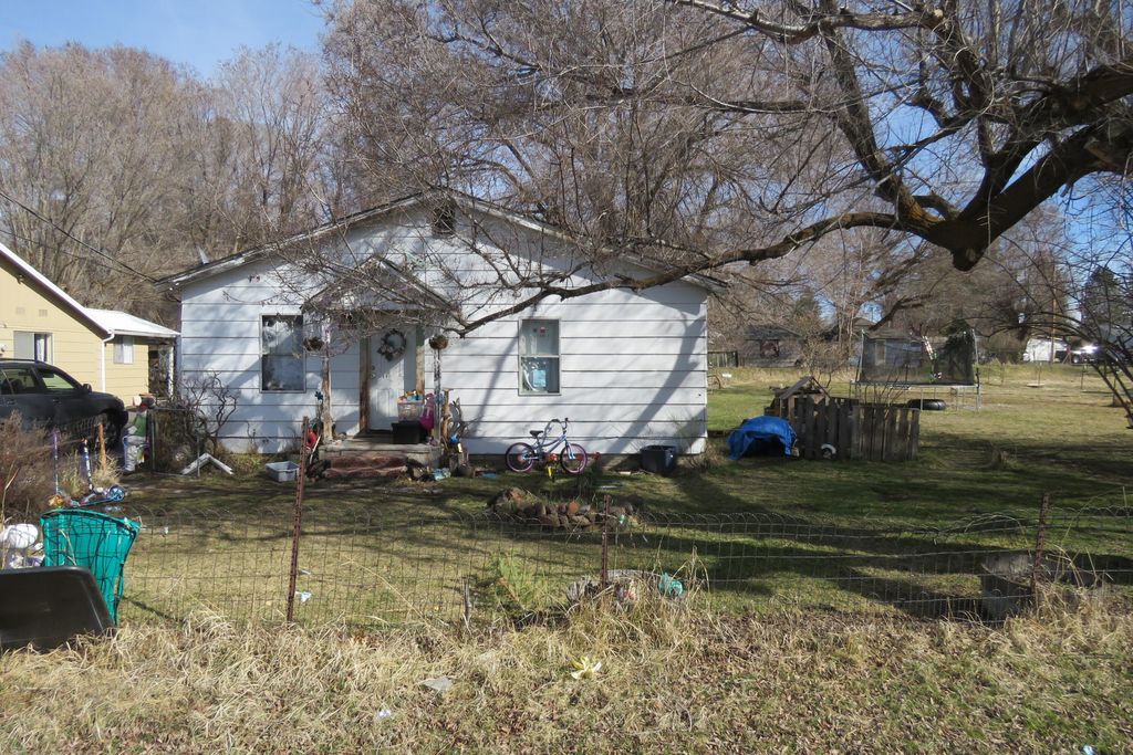 1747 Hope Street, Klamath Falls, OR 97603