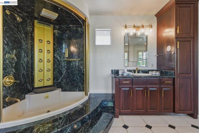 74 Canyon Green Way, San Ramon, CA 94582