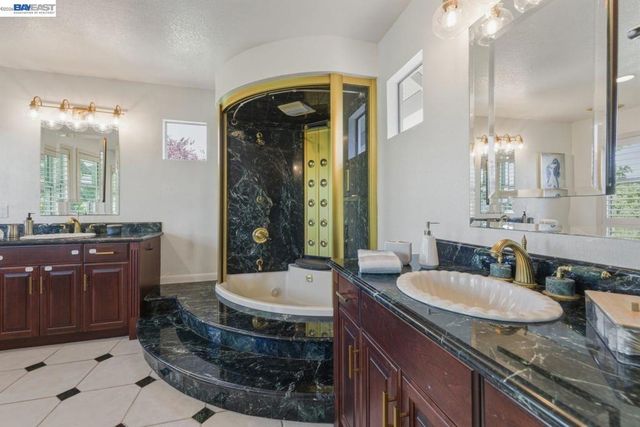 74 Canyon Green Way, San Ramon, CA 94582