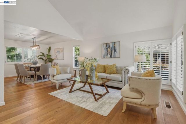 74 Canyon Green Way, San Ramon, CA 94582