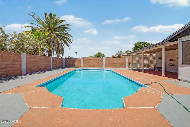 9822 N 47TH Drive, Glendale, AZ 85302