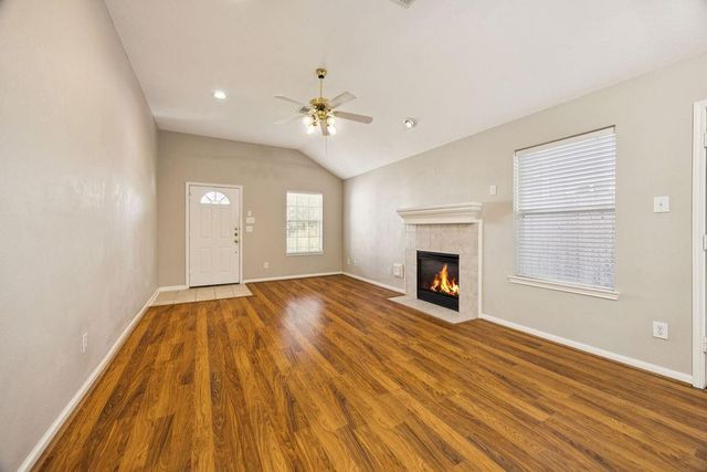 1863 Creek Drive, Houston, TX 77080