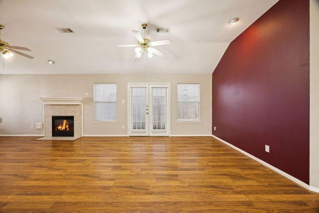 1863 Creek Drive, Houston, TX 77080