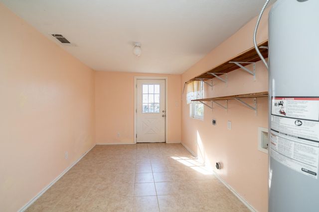 306 W Radio St, Longview, TX 75602