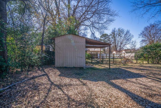 306 W Radio St, Longview, TX 75602