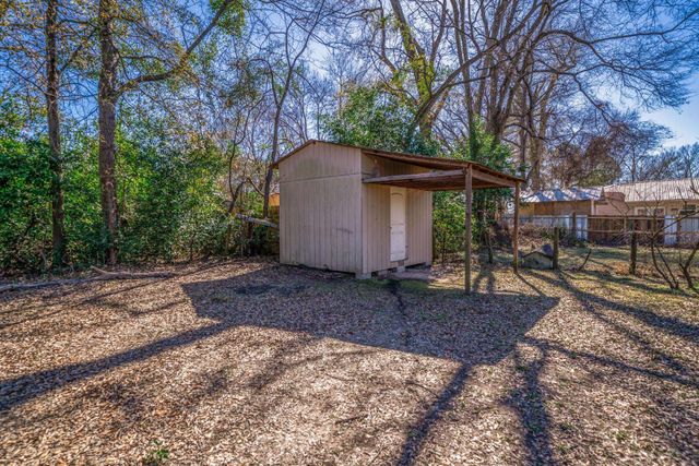 306 W Radio St, Longview, TX 75602