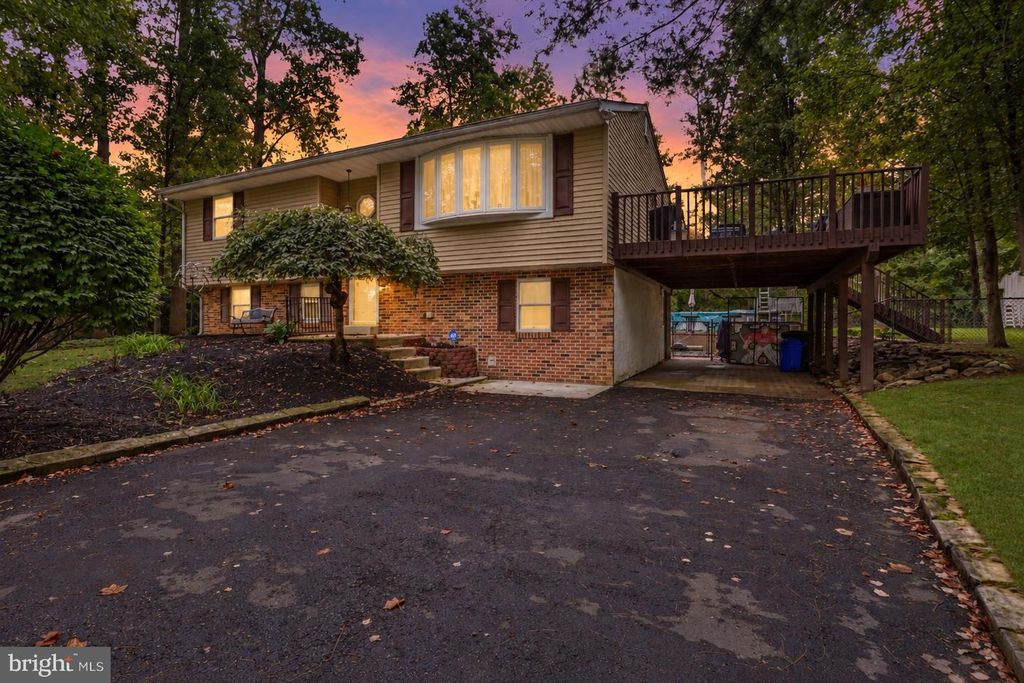 74 MIDWAY AVE, LANGHORNE, PA 19047 — exterior