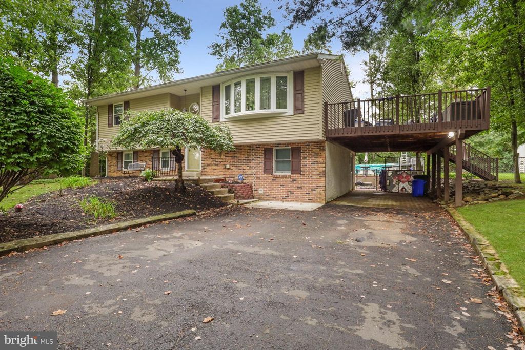 74 MIDWAY AVE, LANGHORNE, PA 19047 — photo 2