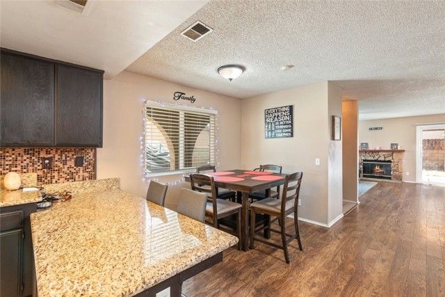 3999 Roxbury Drive, Hemet, CA 92545