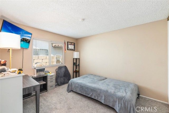 3999 Roxbury Drive, Hemet, CA 92545