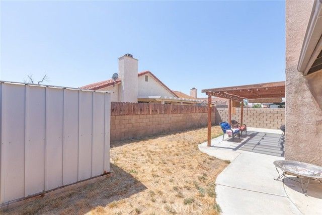 3999 Roxbury Drive, Hemet, CA 92545