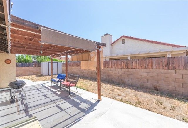 3999 Roxbury Drive, Hemet, CA 92545