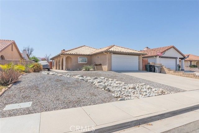 3999 Roxbury Drive, Hemet, CA 92545