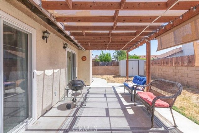 3999 Roxbury Drive, Hemet, CA 92545