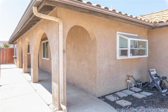3999 Roxbury Drive, Hemet, CA 92545