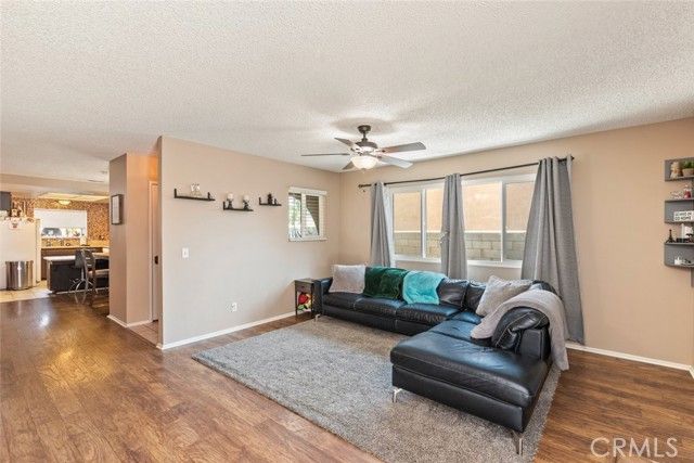 3999 Roxbury Drive, Hemet, CA 92545