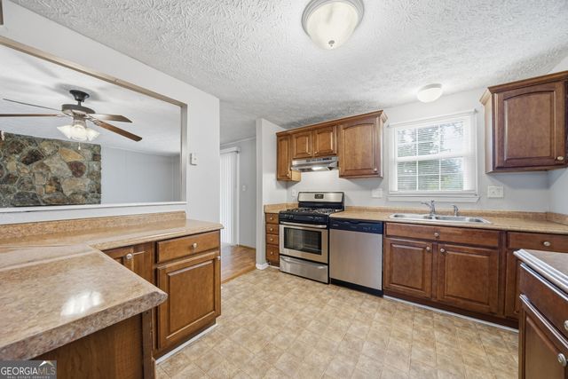 5323 Tracey Drive, Stone Mountain, GA 30088