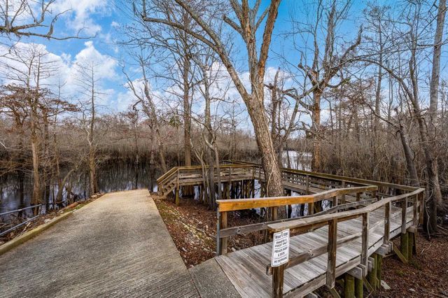 833 Tilly Lake Rd., Conway, SC 29526