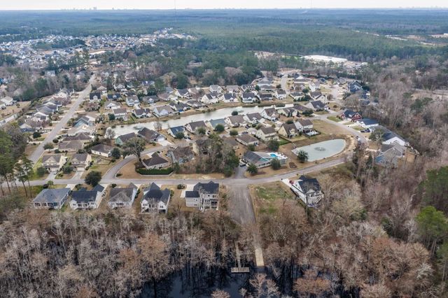 833 Tilly Lake Rd., Conway, SC 29526