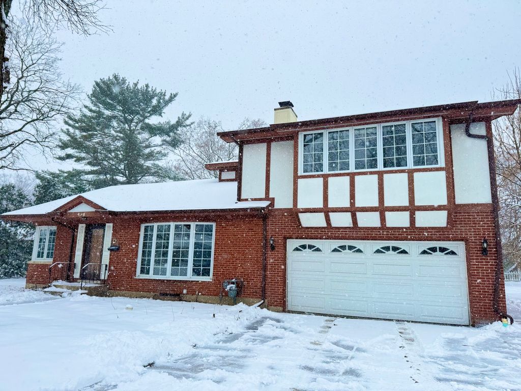 620 S Norbury Avenue, Lombard, IL 60148