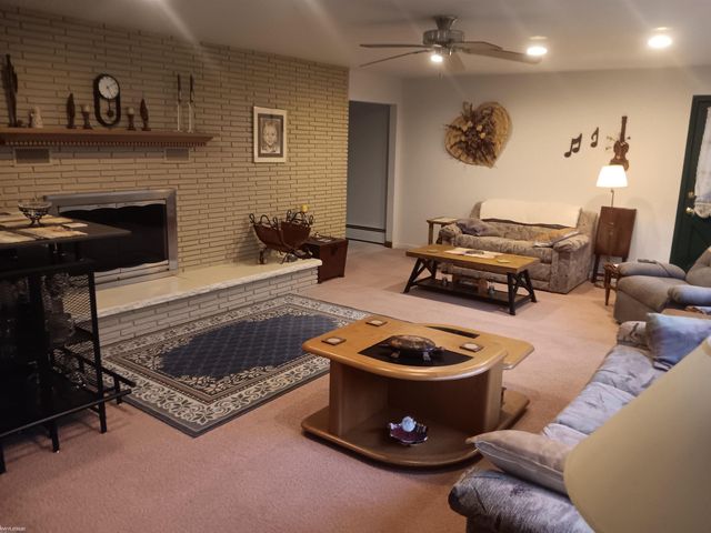 4761 Lapeer Road, Kimball, MI 48074