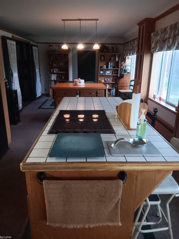 4761 Lapeer Road, Kimball, MI 48074