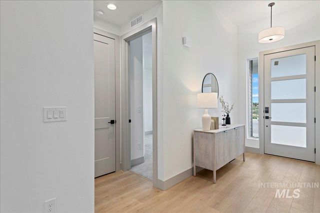 967 W Malbar St., Meridian, ID 83646