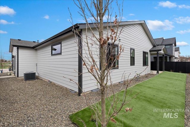 967 W Malbar St., Meridian, ID 83646