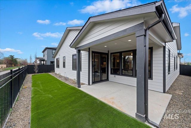 967 W Malbar St., Meridian, ID 83646