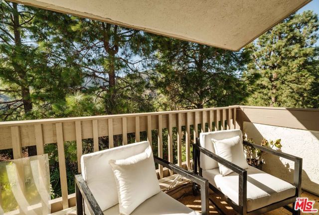 17158 Palisades Circle, Pacific Palisades (los Angeles), CA 90272