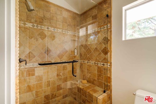 17158 Palisades Circle, Pacific Palisades (los Angeles), CA 90272