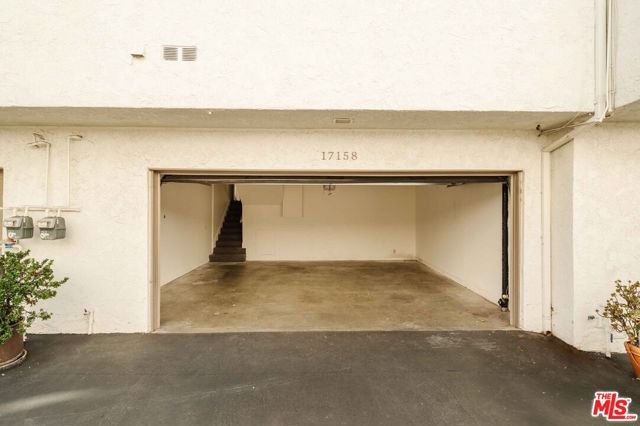 17158 Palisades Circle, Pacific Palisades (los Angeles), CA 90272