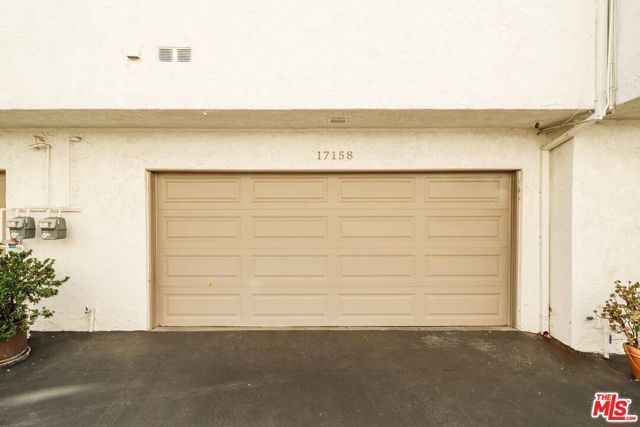 17158 Palisades Circle, Pacific Palisades (los Angeles), CA 90272