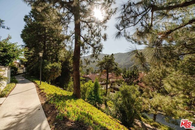 17158 Palisades Circle, Pacific Palisades (los Angeles), CA 90272