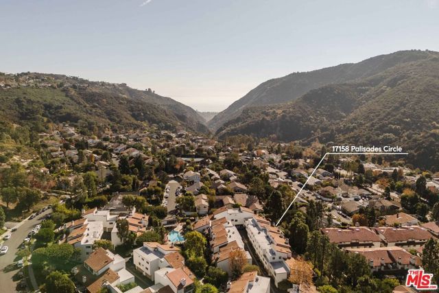 17158 Palisades Circle, Pacific Palisades (los Angeles), CA 90272