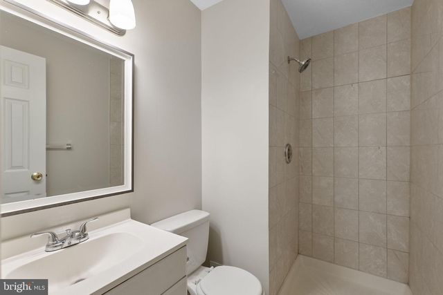 1104 TRAVIS LN, Gaithersburg, MD 20879