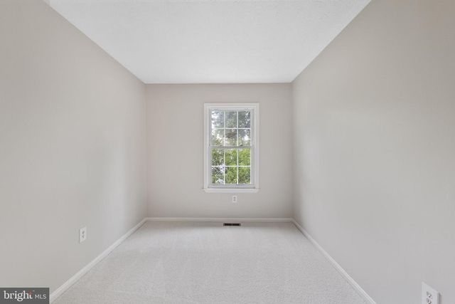 1104 TRAVIS LN, Gaithersburg, MD 20879